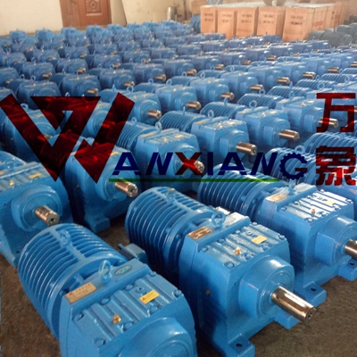 R77斜齒輪減速機廠家